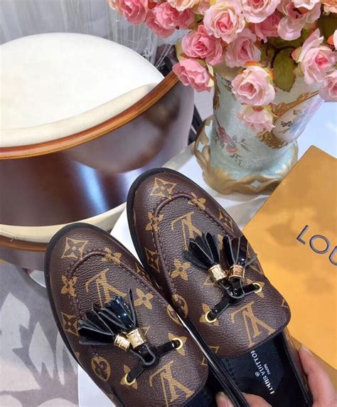 louis vuitton mule loafers women.